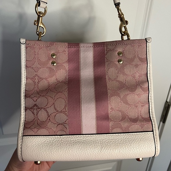PENDING!❌ - Coach Dempsey Tote Bag Carryall in Signature Jacquard With Charm - Picture 8 of 17